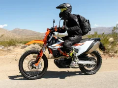 Játék Dirt Motorbike Slide online