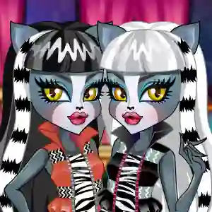 Játék Monster High Ear Doctor online