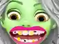 Játék Zombie At Dentist online