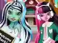 Játék Monster Girls Back To School online