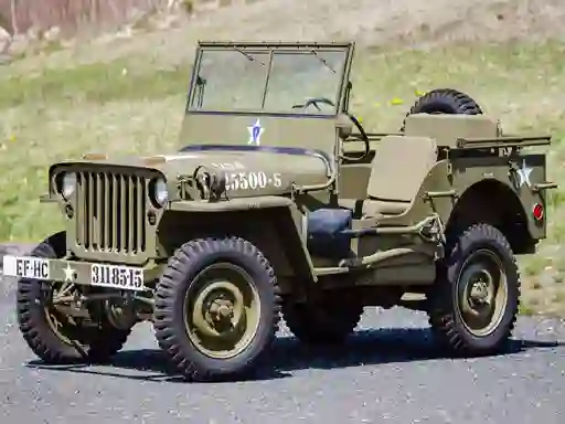 Játék Military Cars Puzzle online