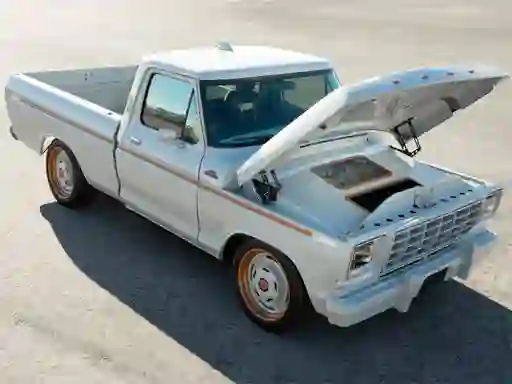 Játék Ford F-100 Eluminator Slide online