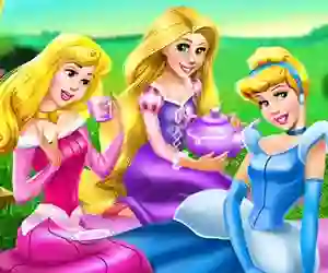 Játék Princesses Day Out online
