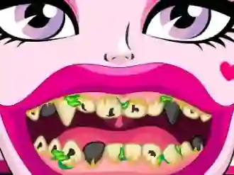 Játék Draculaura Bad Teeth online