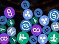 Játék Egyesítse a kripto 2048 puzzle -t online